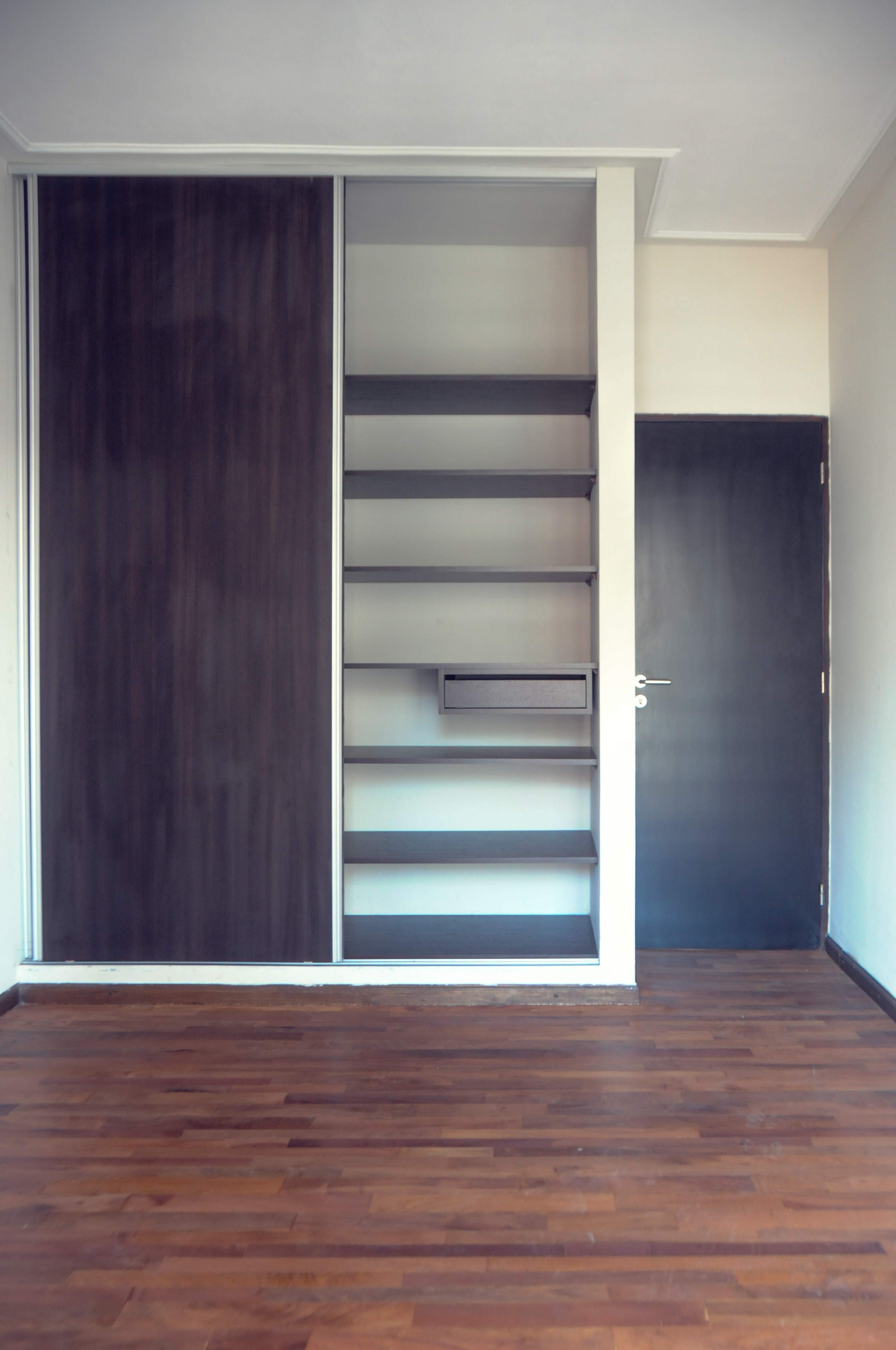 B 700 gallery image 4