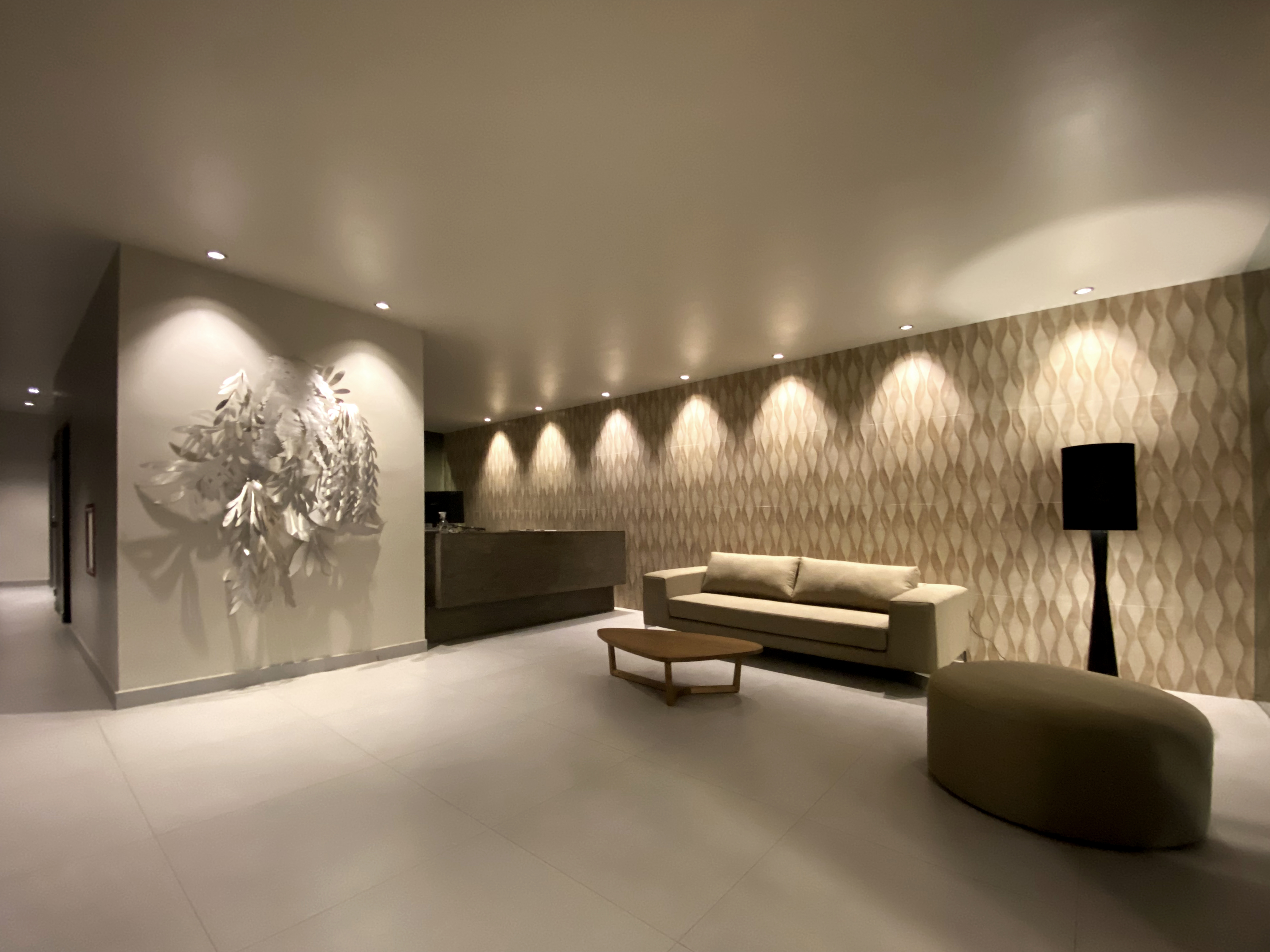 SF 858 - Hall principal del edificio